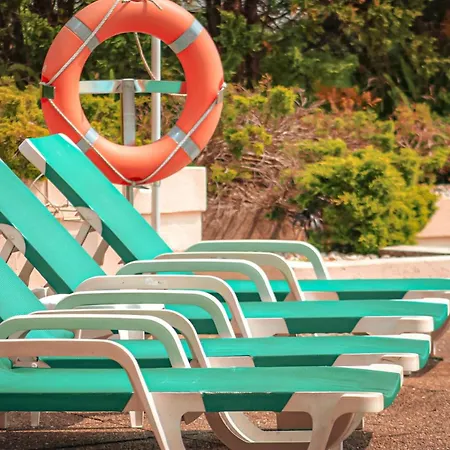 Meia Lua 3* Овар