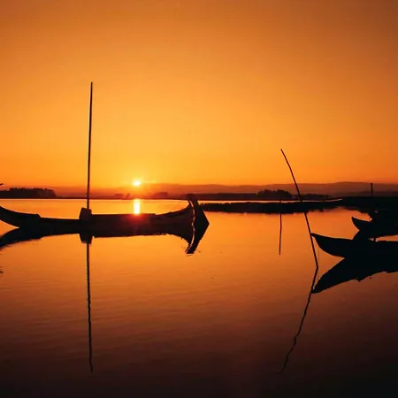 Meia Lua 호텔 오바