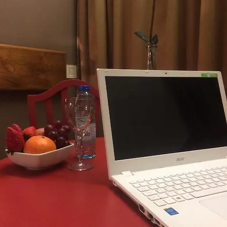 Meia Lua Hotel 3*