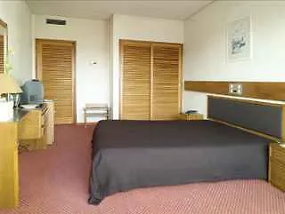 호텔 Meia Lua 오바