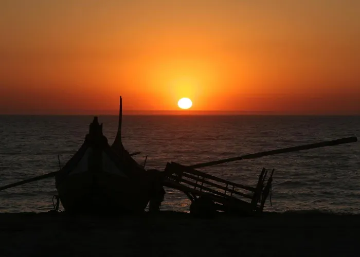 Meia Lua 3* أوفار