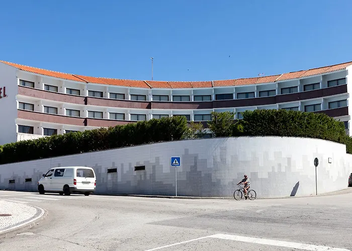 Szálloda Meia Lua 3*