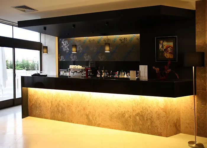 Meia Lua فندق 3*