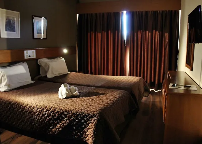 فندق Meia Lua 3*